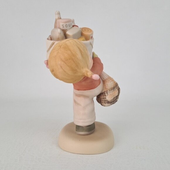 Memories Of Yesterday 522406 Must Feed Them Over Christmas Porcelain Figurine - Picture 4 of 6